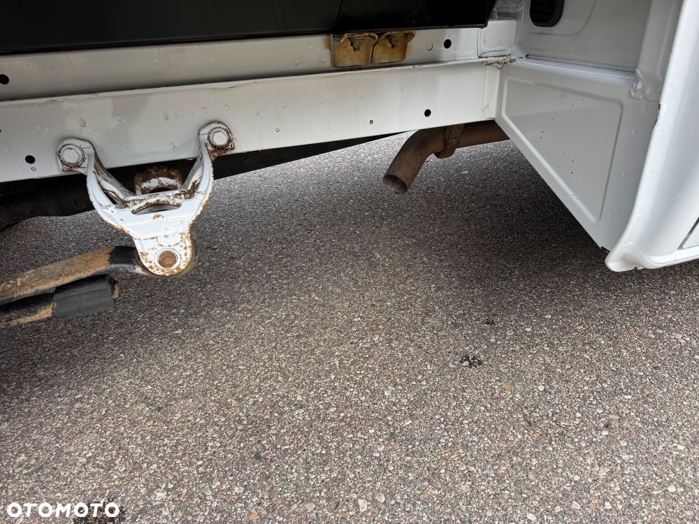 Mercedes-Benz Sprinter - 19