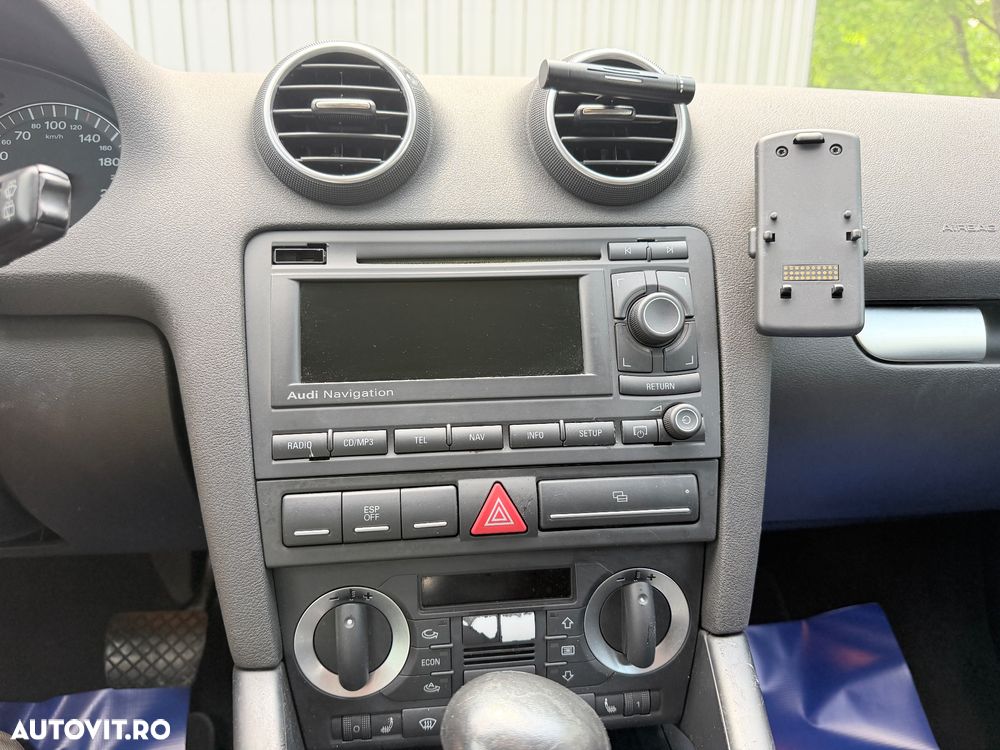 Audi A3 Sportback 2.0 TDI DPF (DSG) S tronic Attraction - 12
