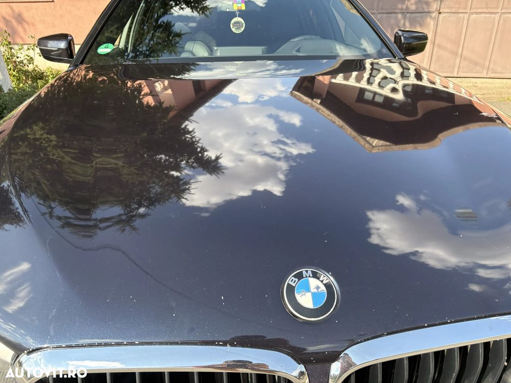 BMW Seria 5 520d AT - 17