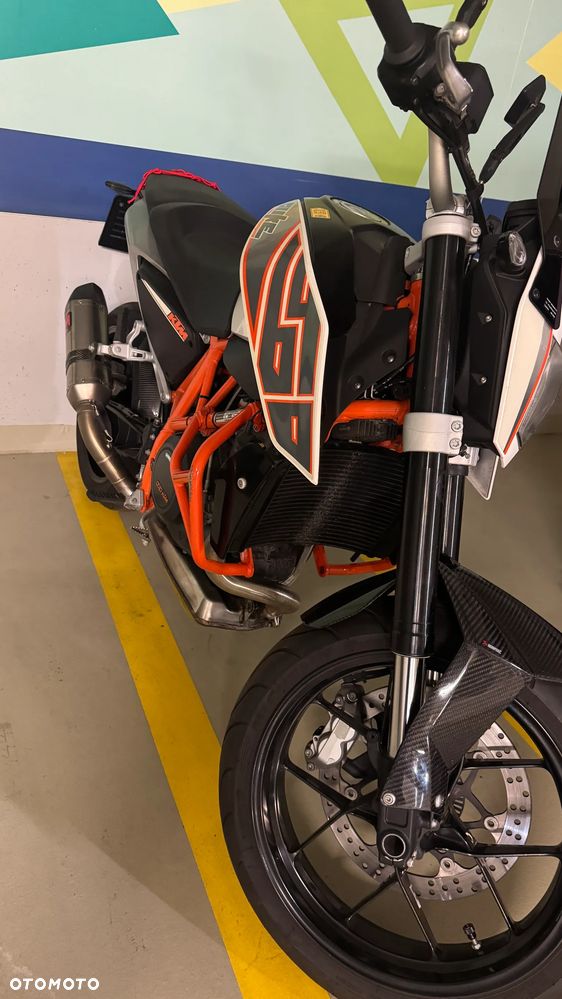 KTM Duke - 10