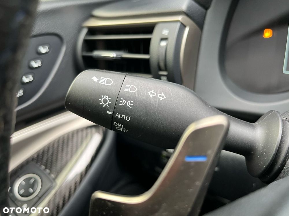 Lexus RC F Prestige - 27