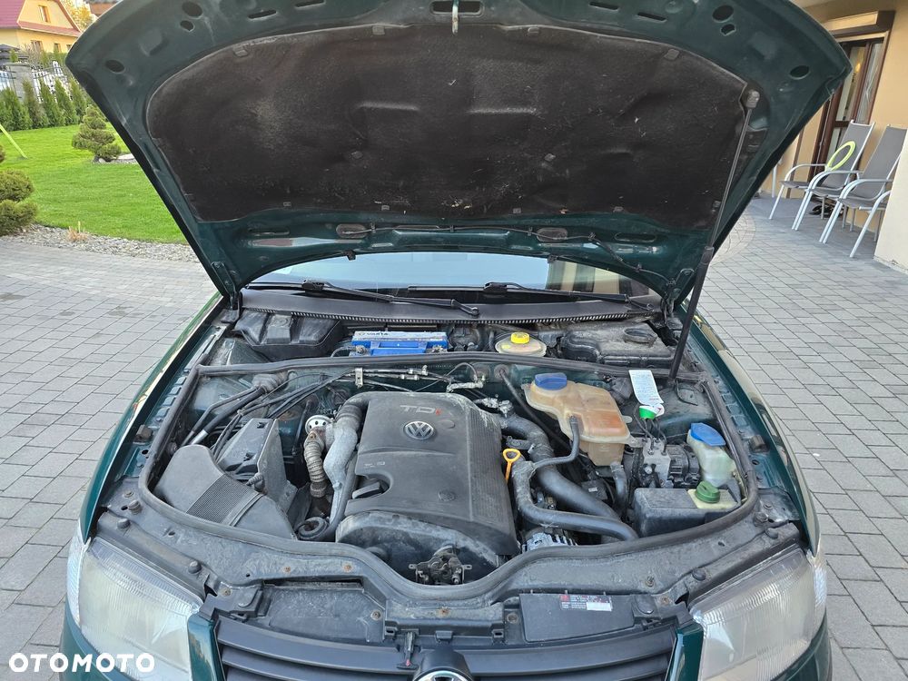 Volkswagen Passat 1.9 TDI Trendline - 20