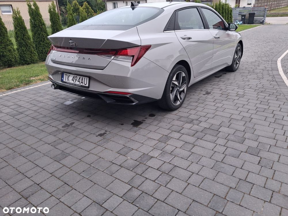 Hyundai Elantra 1.6 Executive - 4