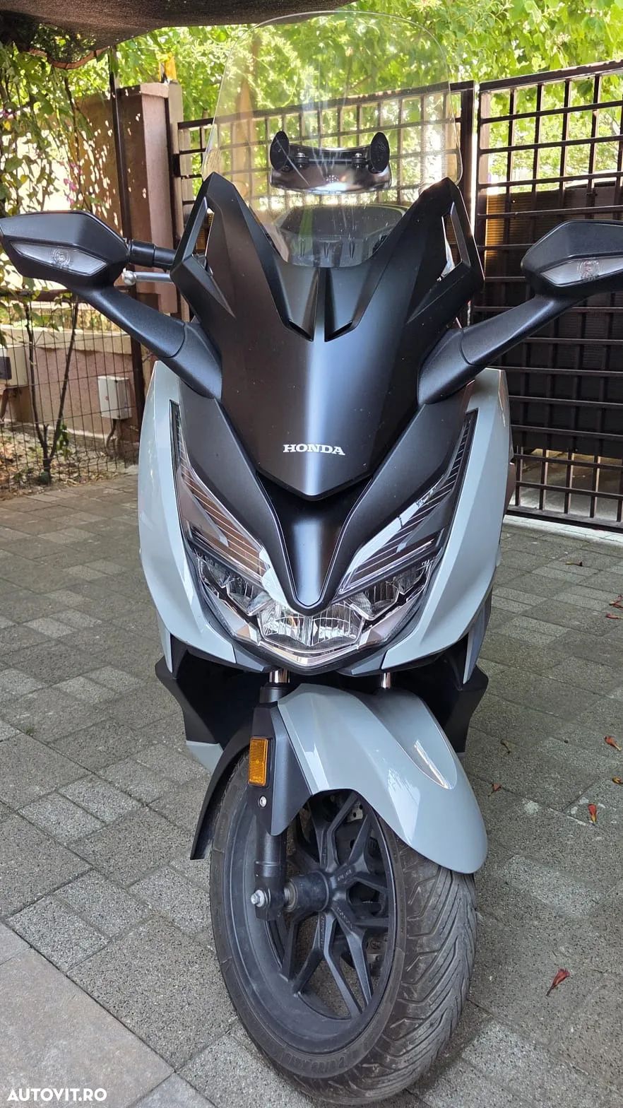 Honda Forza 350 - 1