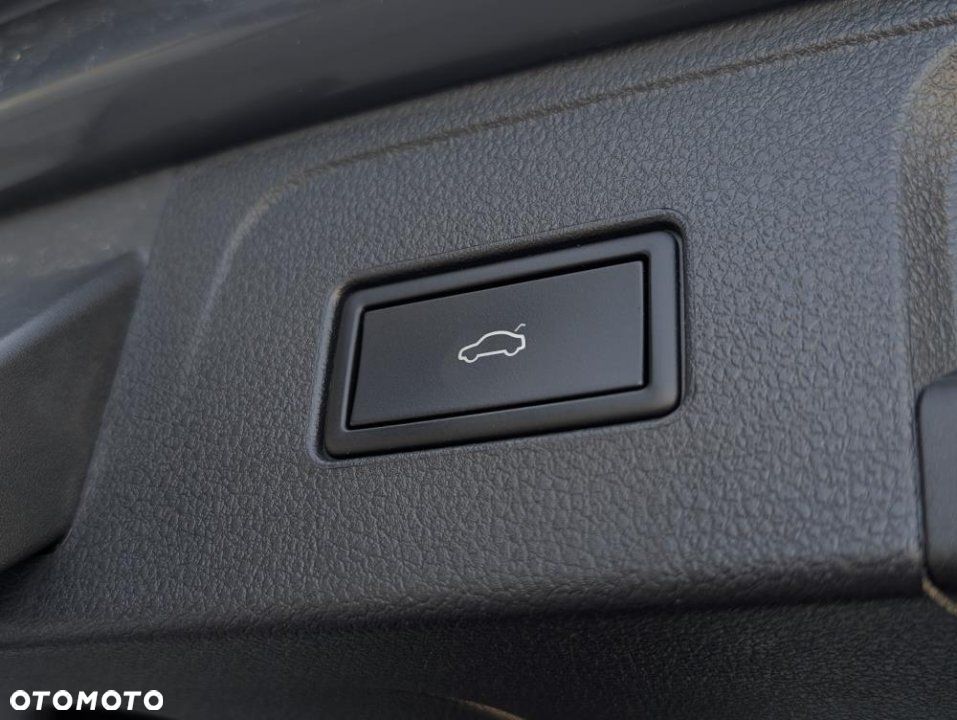 Volkswagen Passat - 37