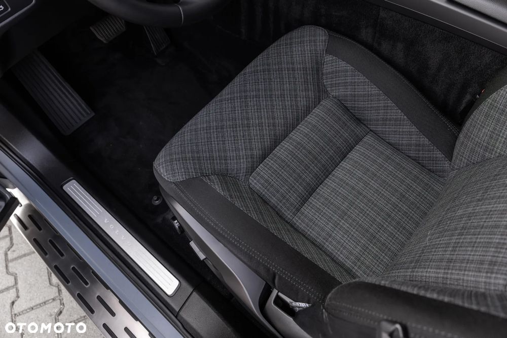 Volvo XC 60 B4 B Core - 23