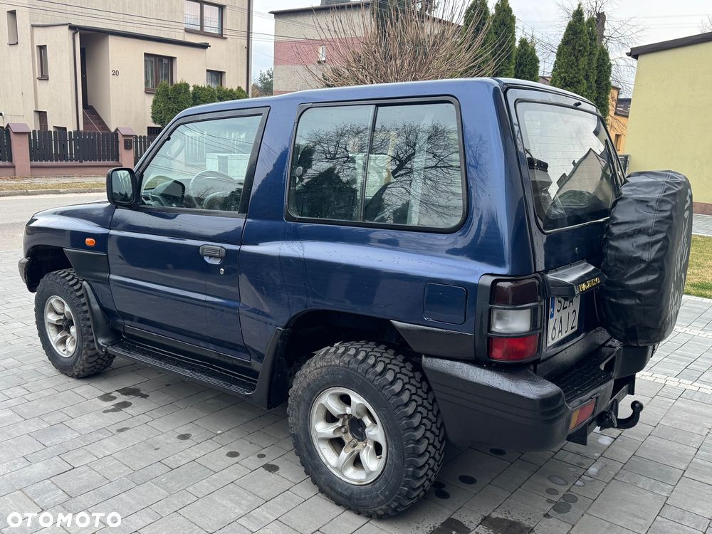 Mitsubishi Pajero - 5