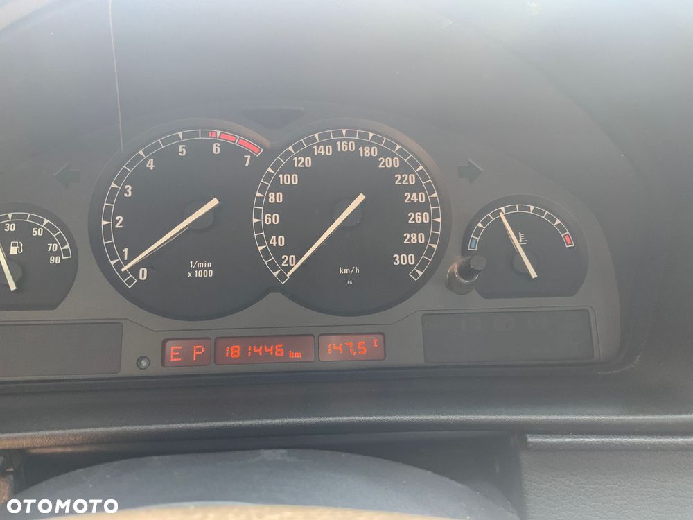 BMW Seria 8 - 2