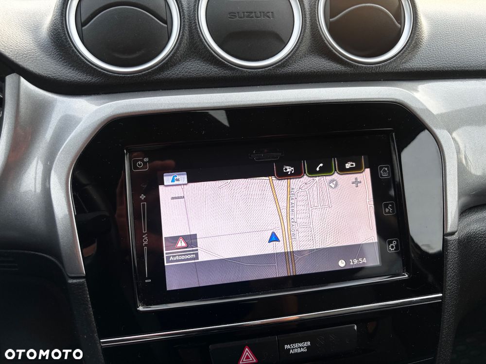 Suzuki Vitara 1.6 Comfort 2WD - 20