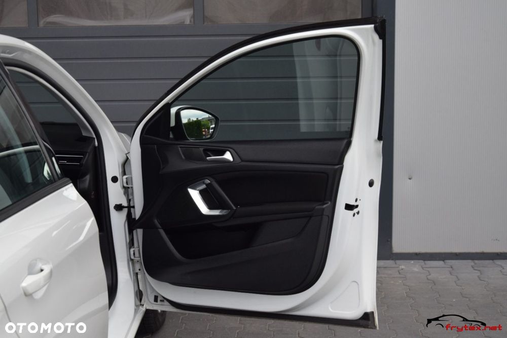 Peugeot 308 - 22