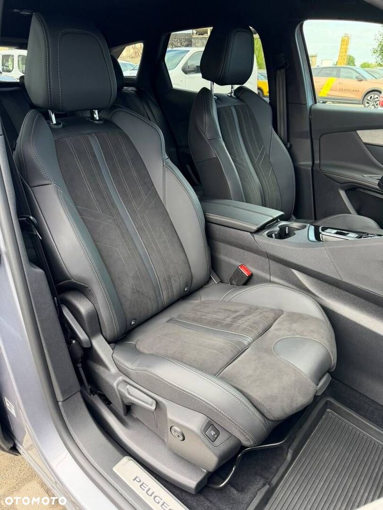 Peugeot 3008 1.6 PureTech Hybrid4 PHEV GT S&S EAT8 - 23