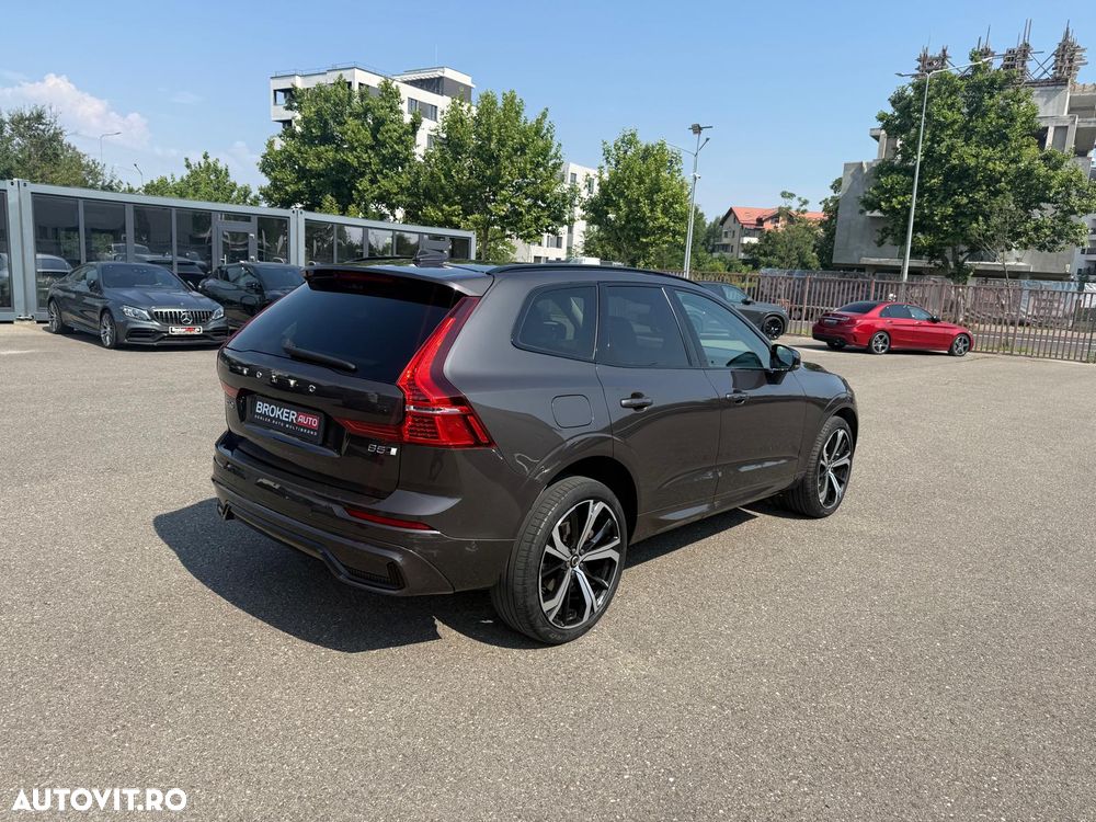 Volvo XC 60 B5 MHEV AT8 AWD R-Design - 7