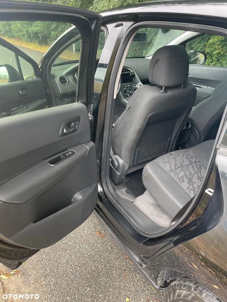 Peugeot 3008 e-HDi 115 ETG6 Stop&Start Active - 12