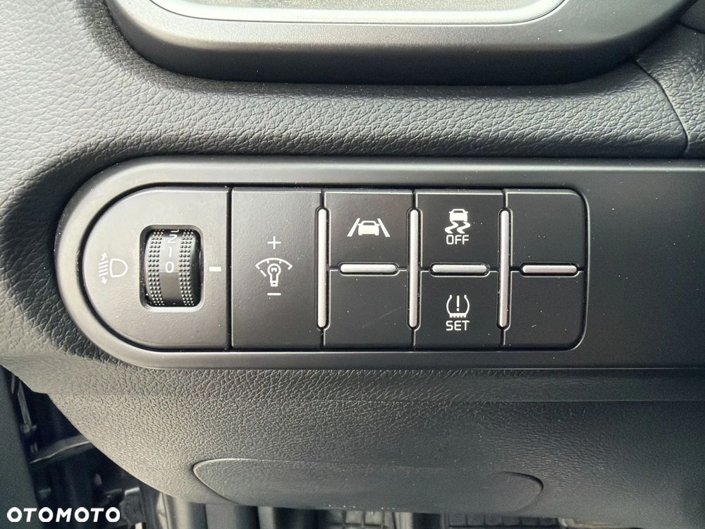 Kia Ceed 1.5 T-GDI M DCT - 22