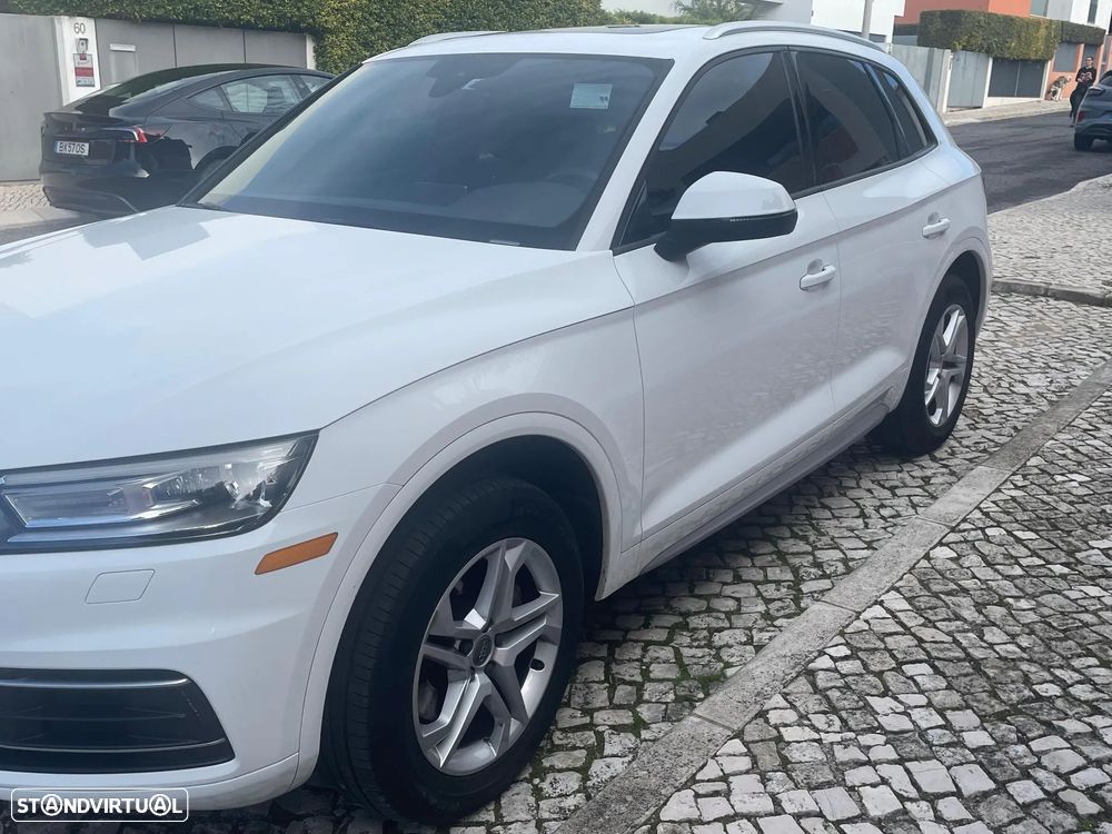 Audi Q5 2.0 TFSI quattro Sport S tronic - 1