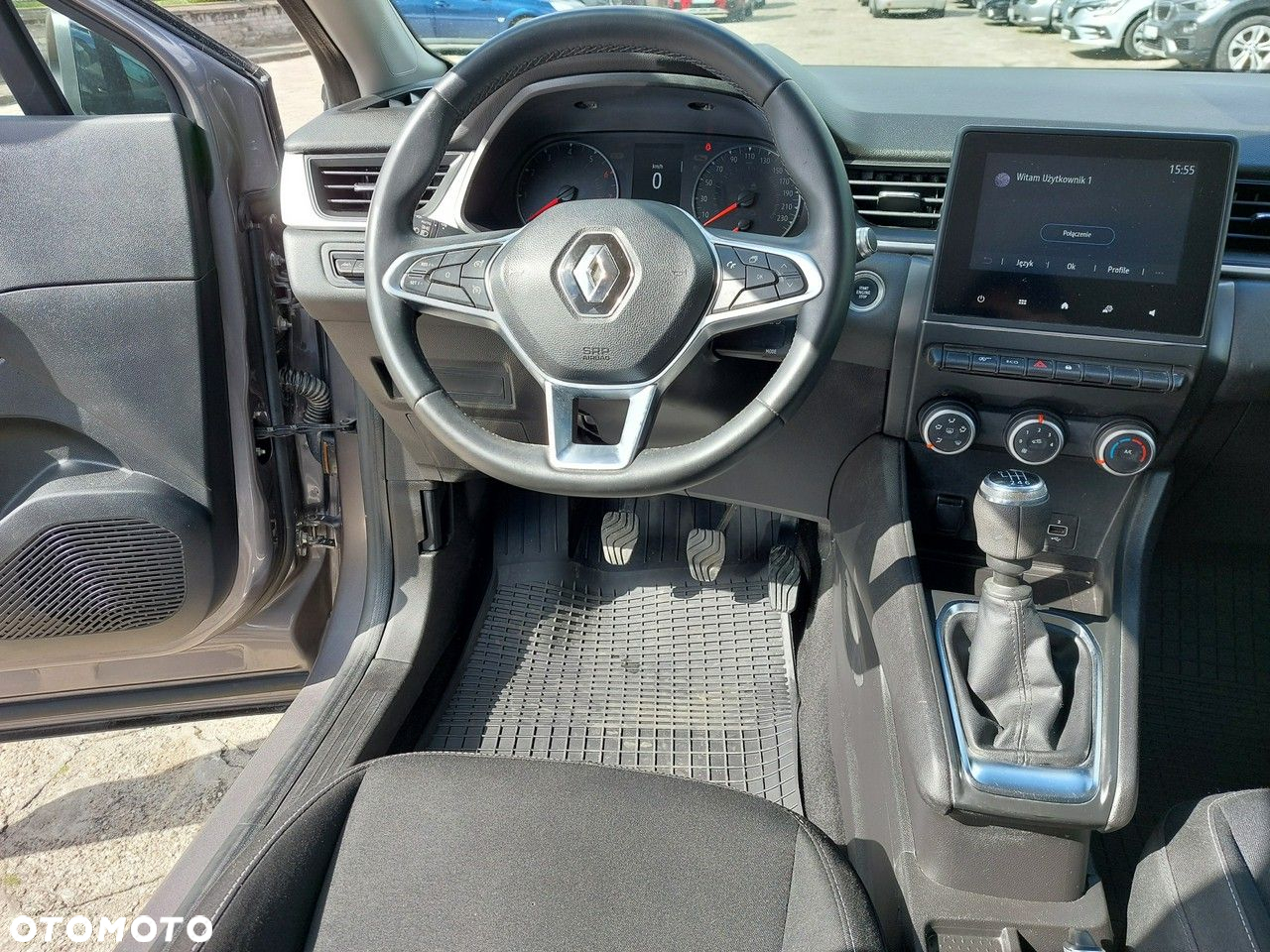 Renault Captur - 19