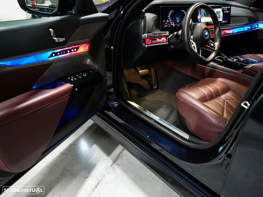 BMW 760 M760e xDrive - 34