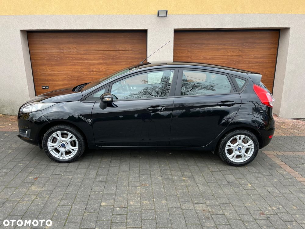 Ford Fiesta 1.25 Ghia - 8