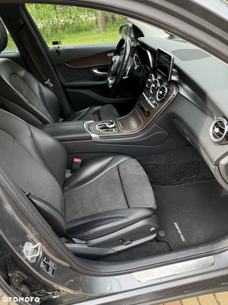 Mercedes-Benz GLC - 22