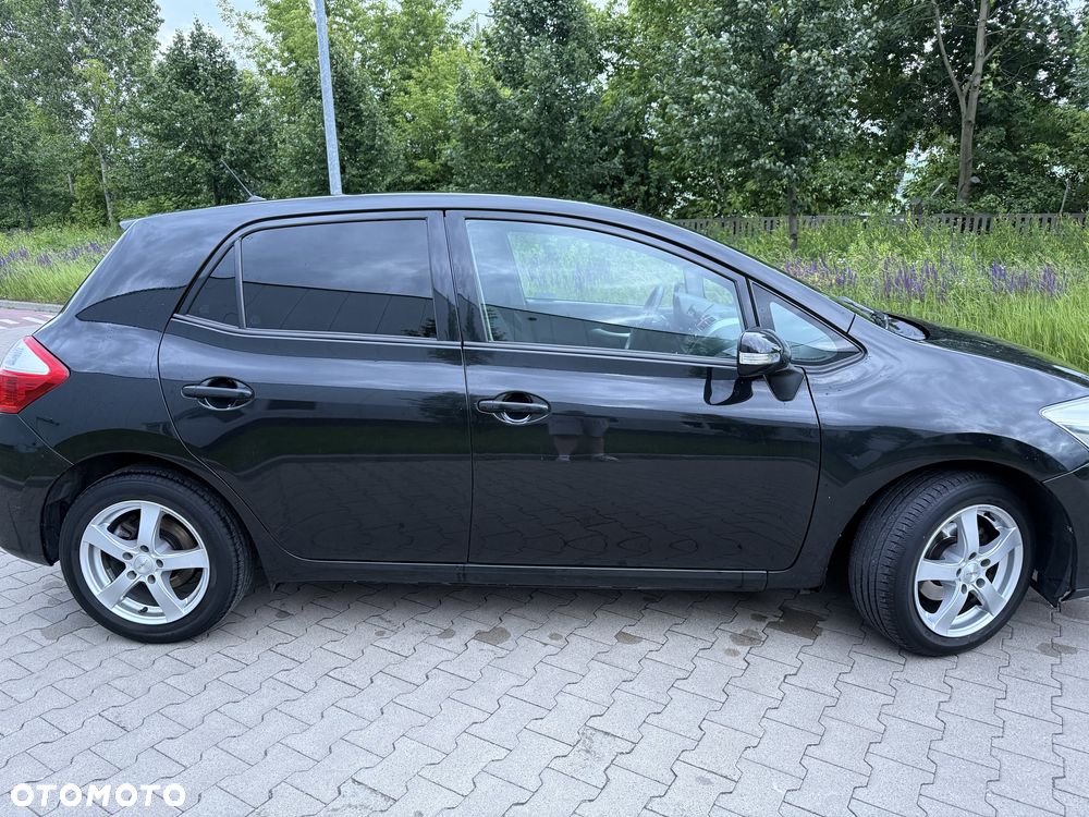 Toyota Auris - 5