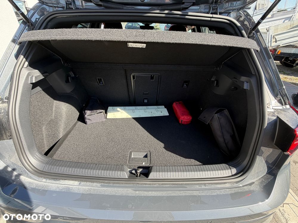 Volkswagen Golf - 12
