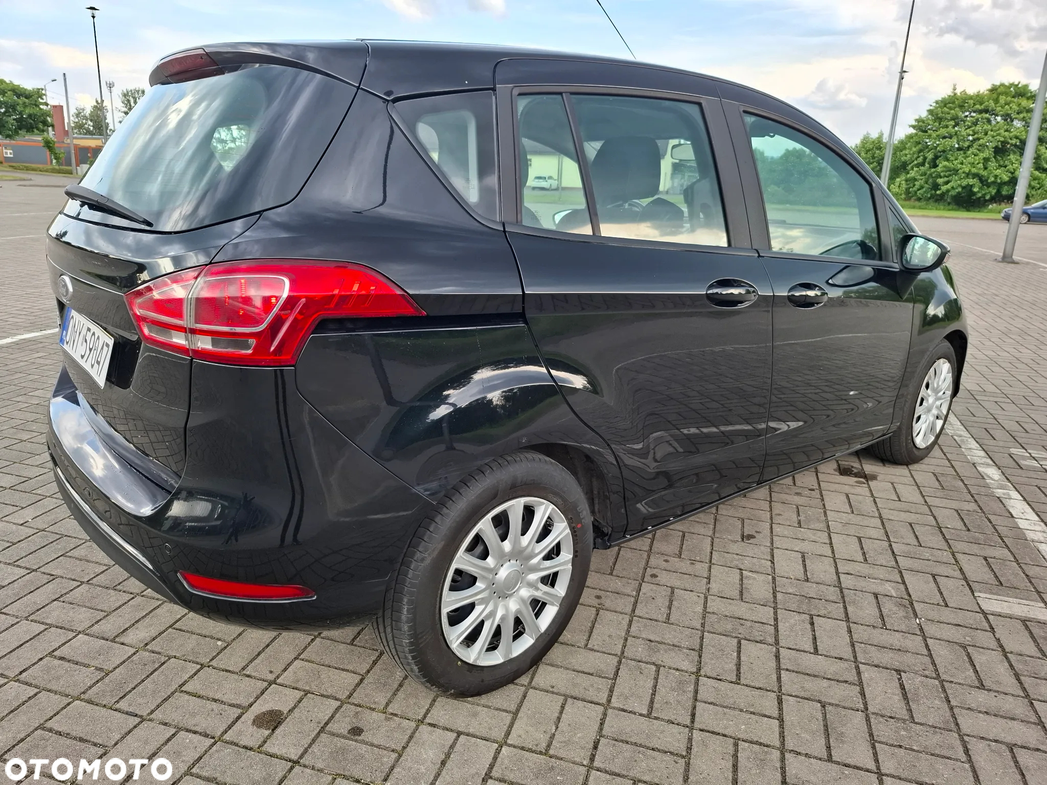 Ford B-MAX 1.5 TDCi Titanium - 17