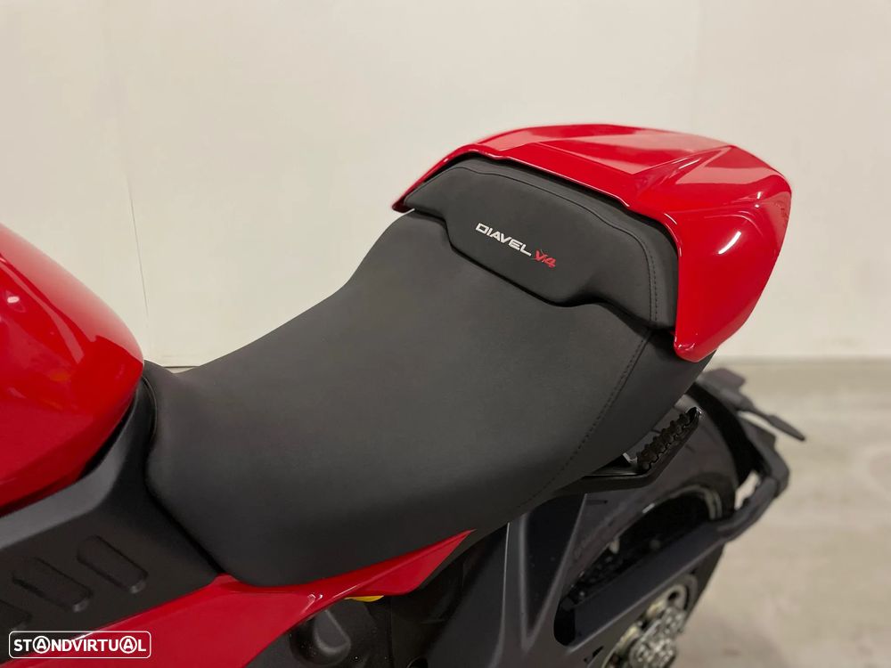 Ducati Diavel V4 - 11