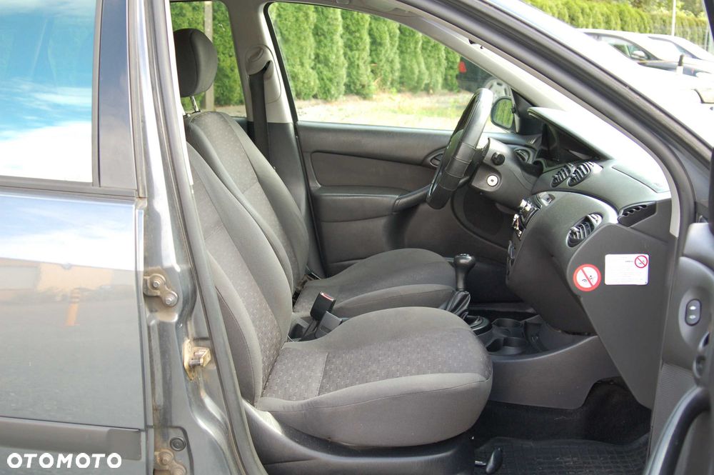 Ford Focus - 8