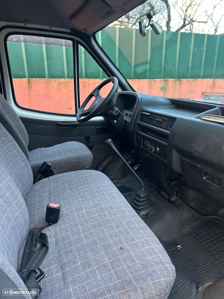 Ford Transit 190 2.5 D CD Longo - 52