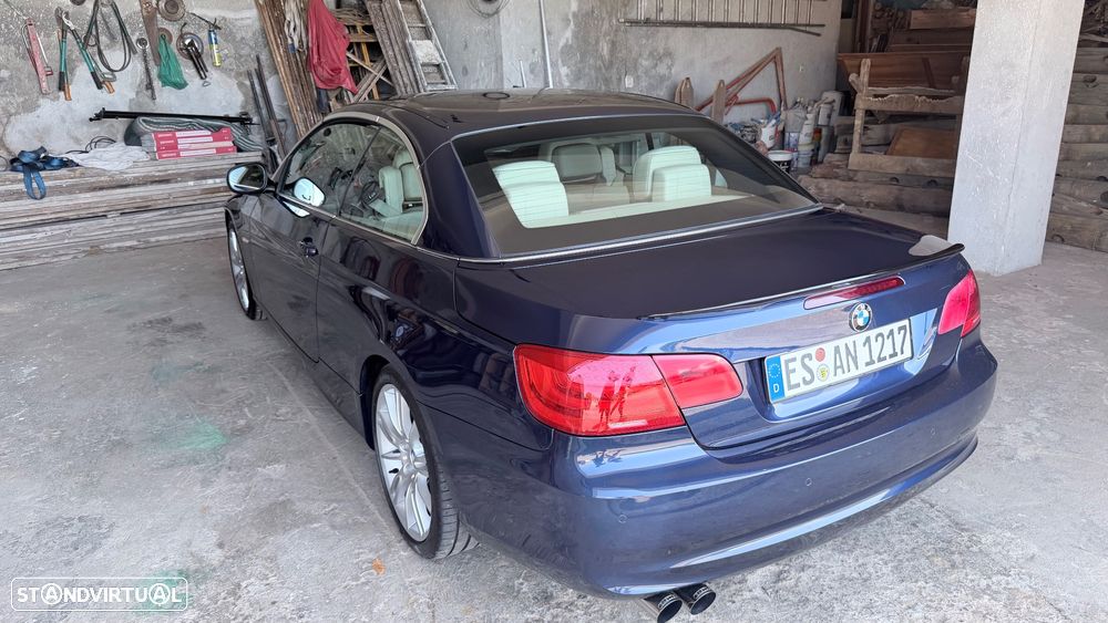 BMW 325 i Auto - 12