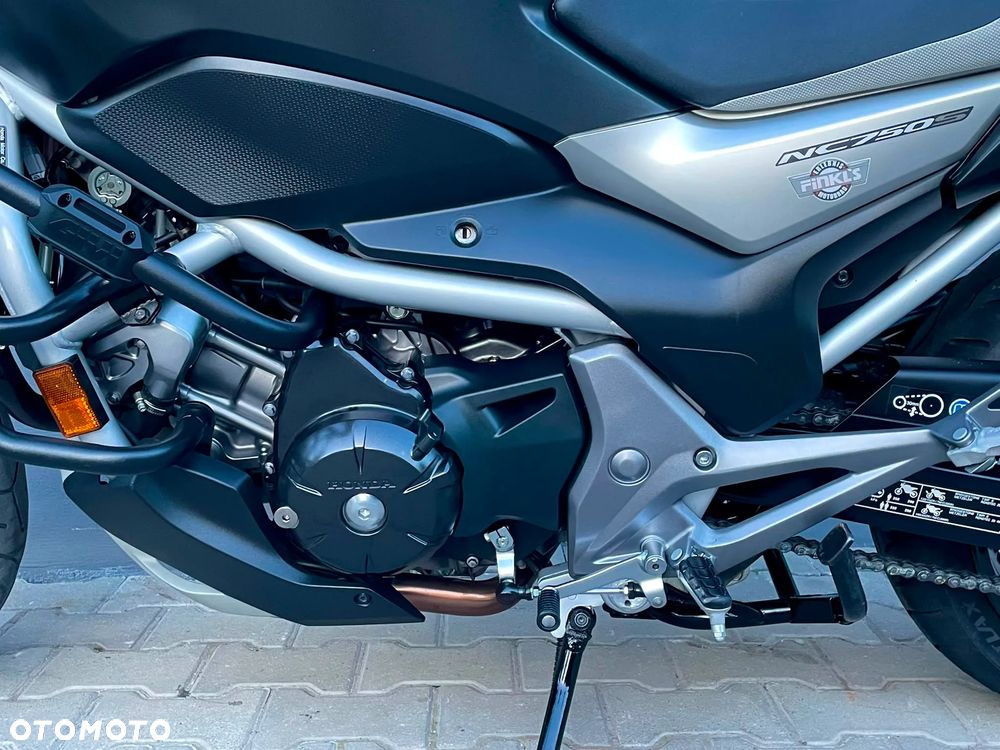 Honda NC - 10