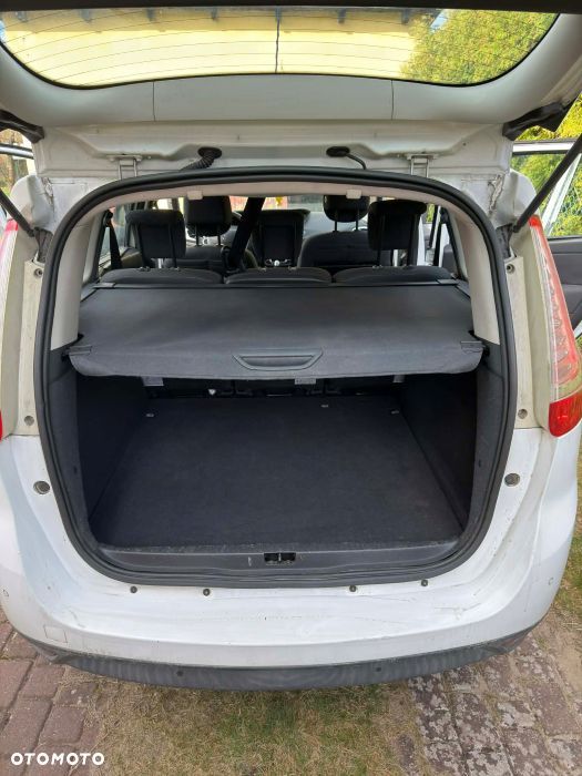 Renault Scenic 1.9 dCi Tech Run - 9