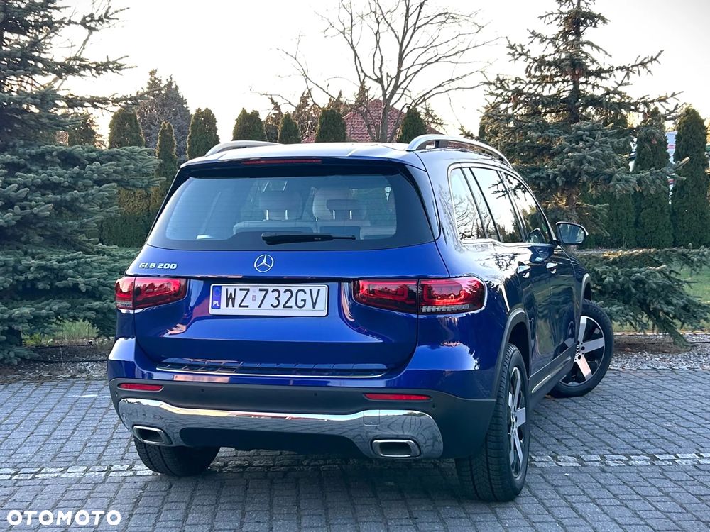 Mercedes-Benz GLB - 10