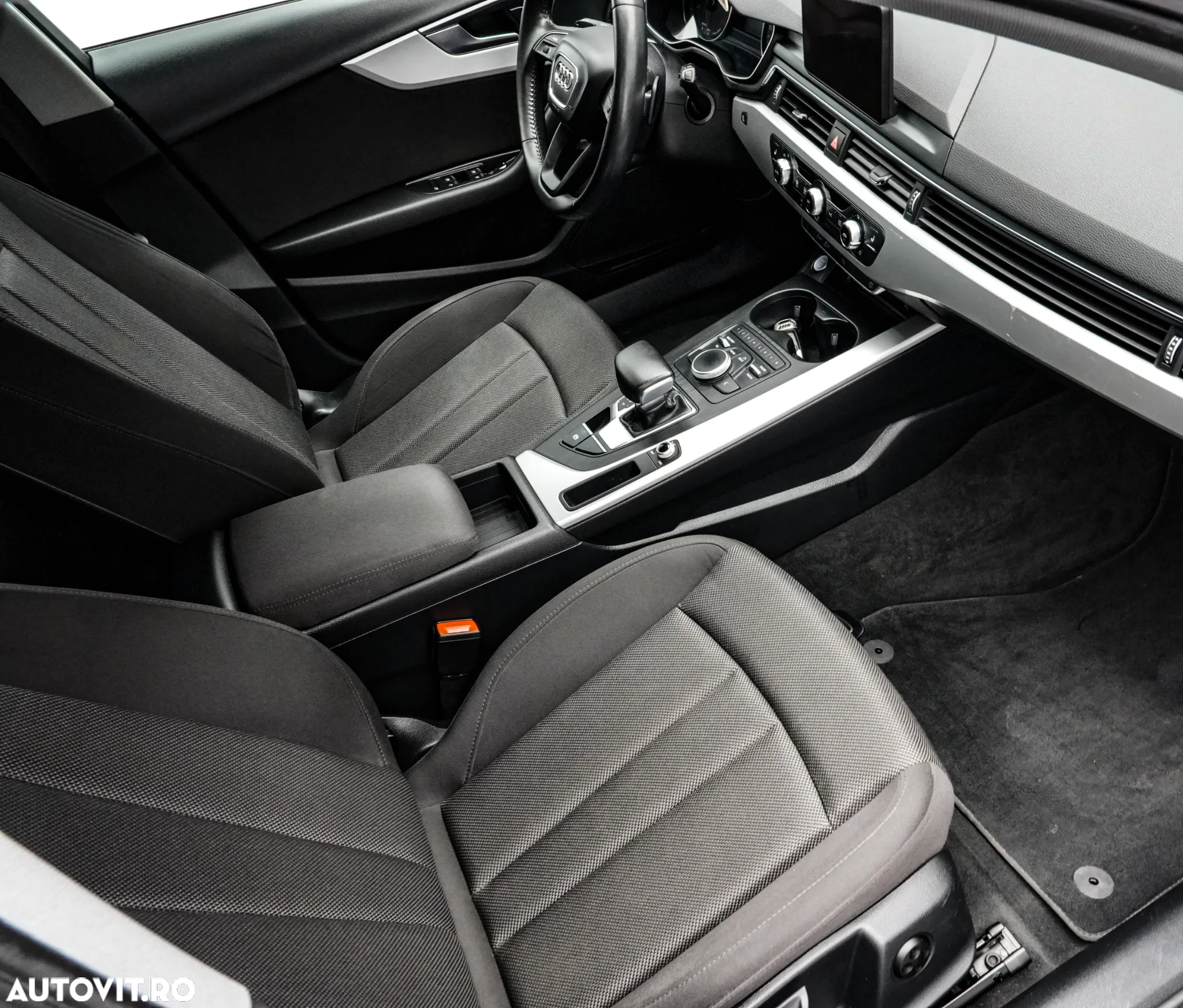 Audi A4 Avant 2.0 TDI S tronic Design - 10