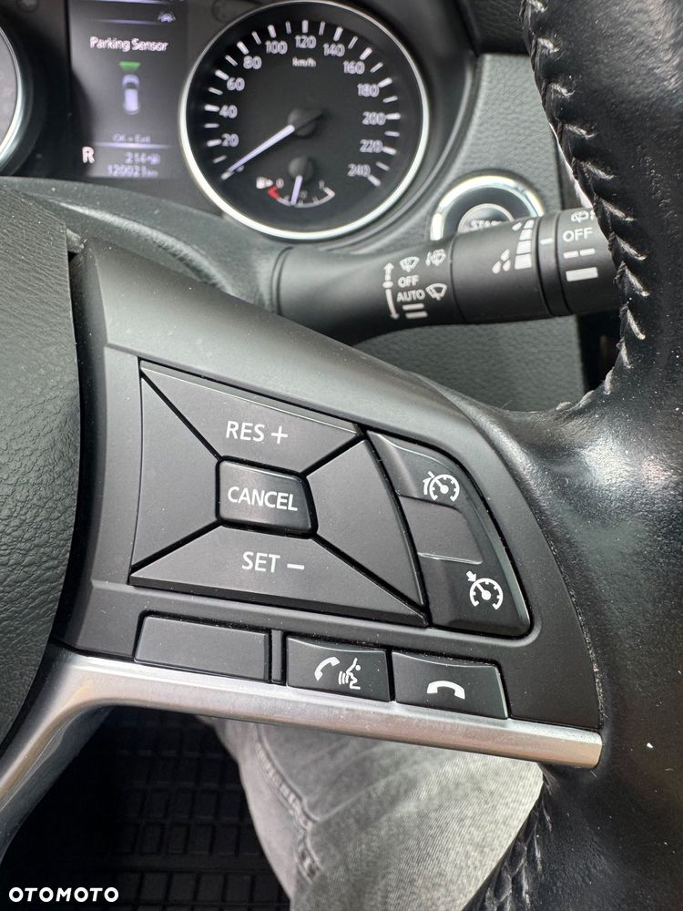 Nissan Qashqai - 32
