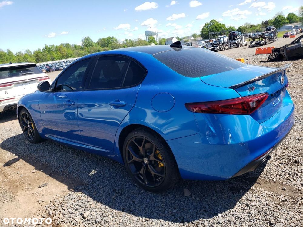 Alfa Romeo Giulia 2020 photo 4