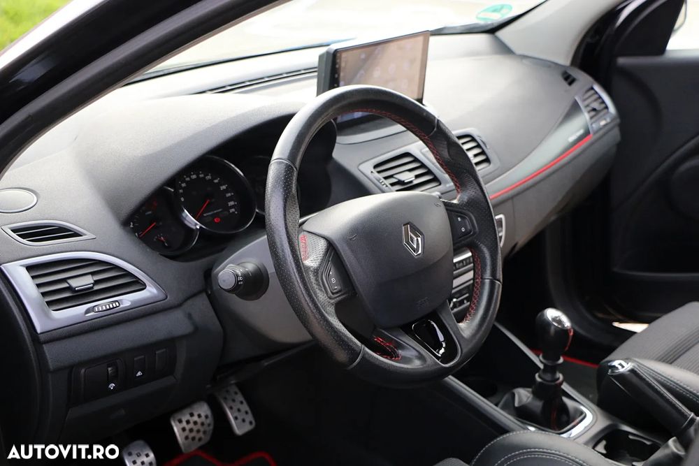 Renault Megane Grandtour dCi 165 FAP GT - 16