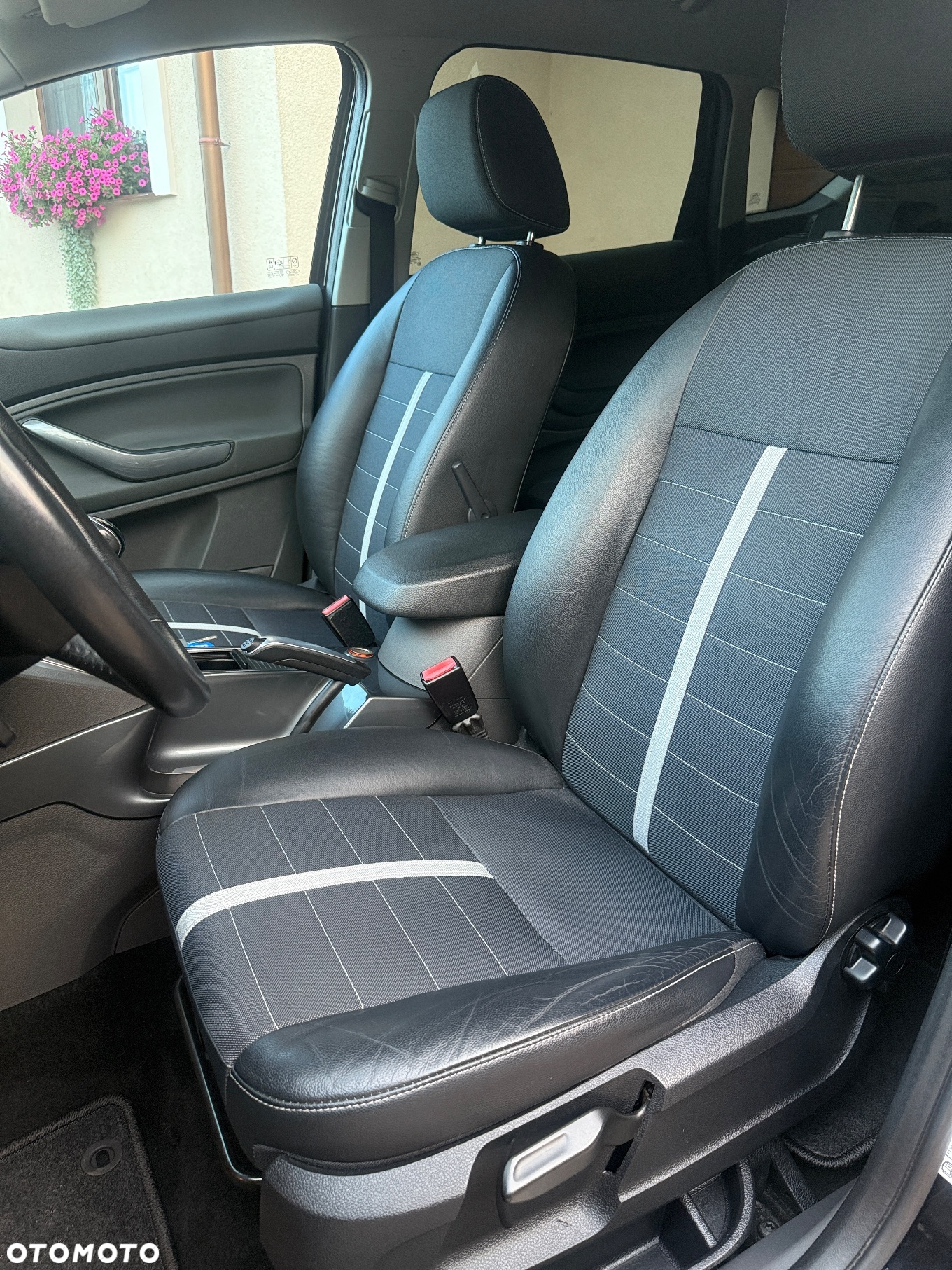 Ford Kuga - 30