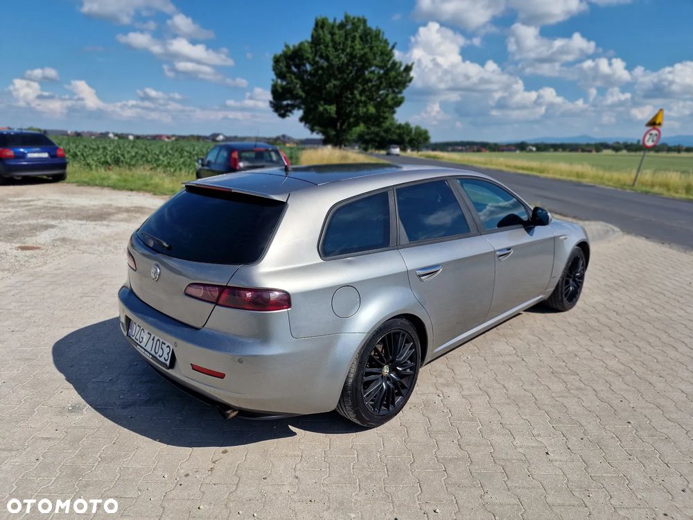 Alfa Romeo 159 2.2 JTS 16V Distinctive - 9