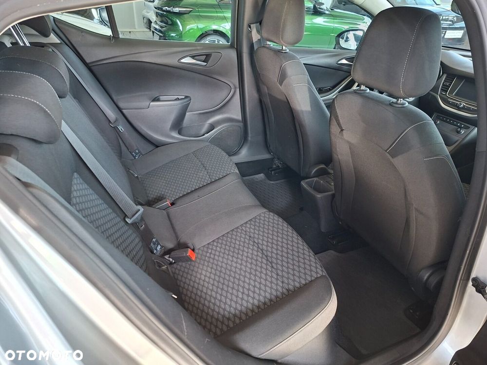 Opel Astra - 9