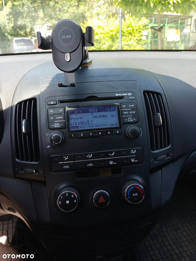 Hyundai i30 1.4 Base + World Cup - 18