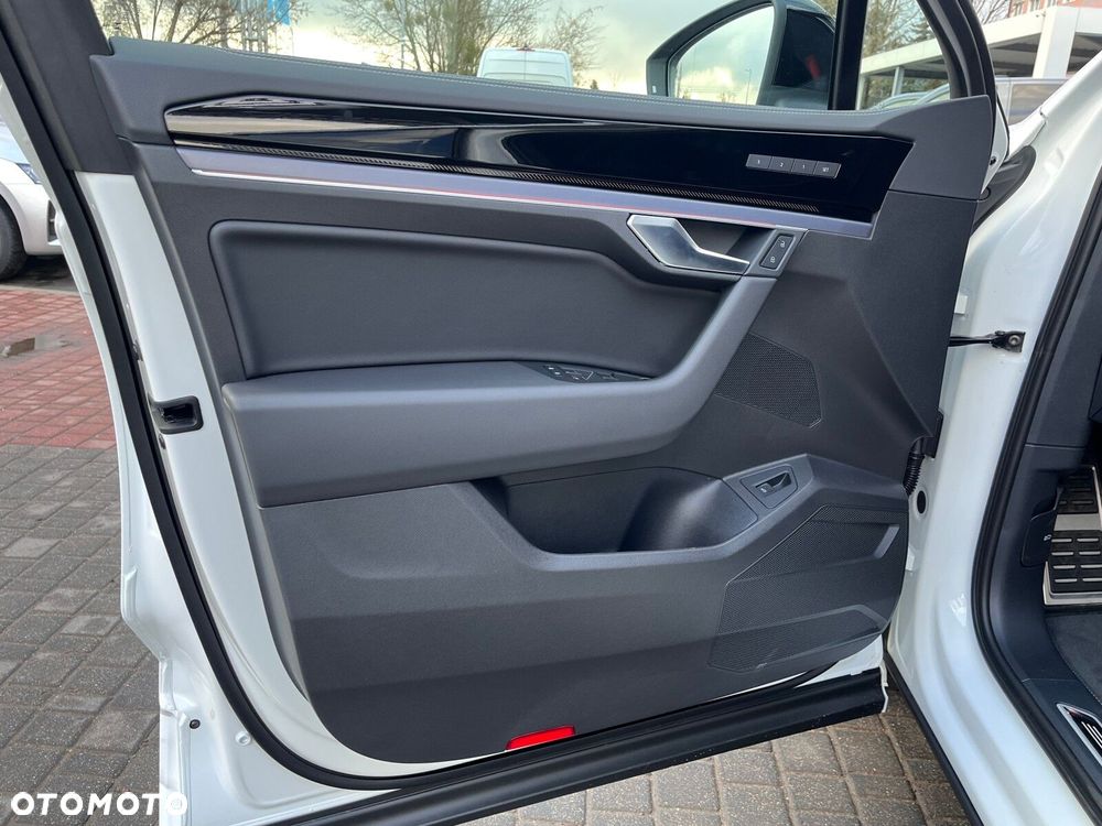 Volkswagen Touareg 3.0 V6 TDI 4Motion R-Line - 8