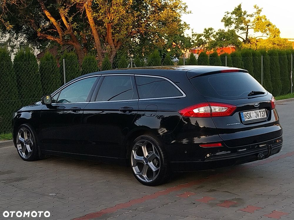Ford Mondeo 2.0 TDCi Titanium PowerShift - 4