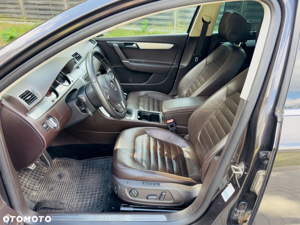 Volkswagen Passat 2.0 TDI Highline - 7