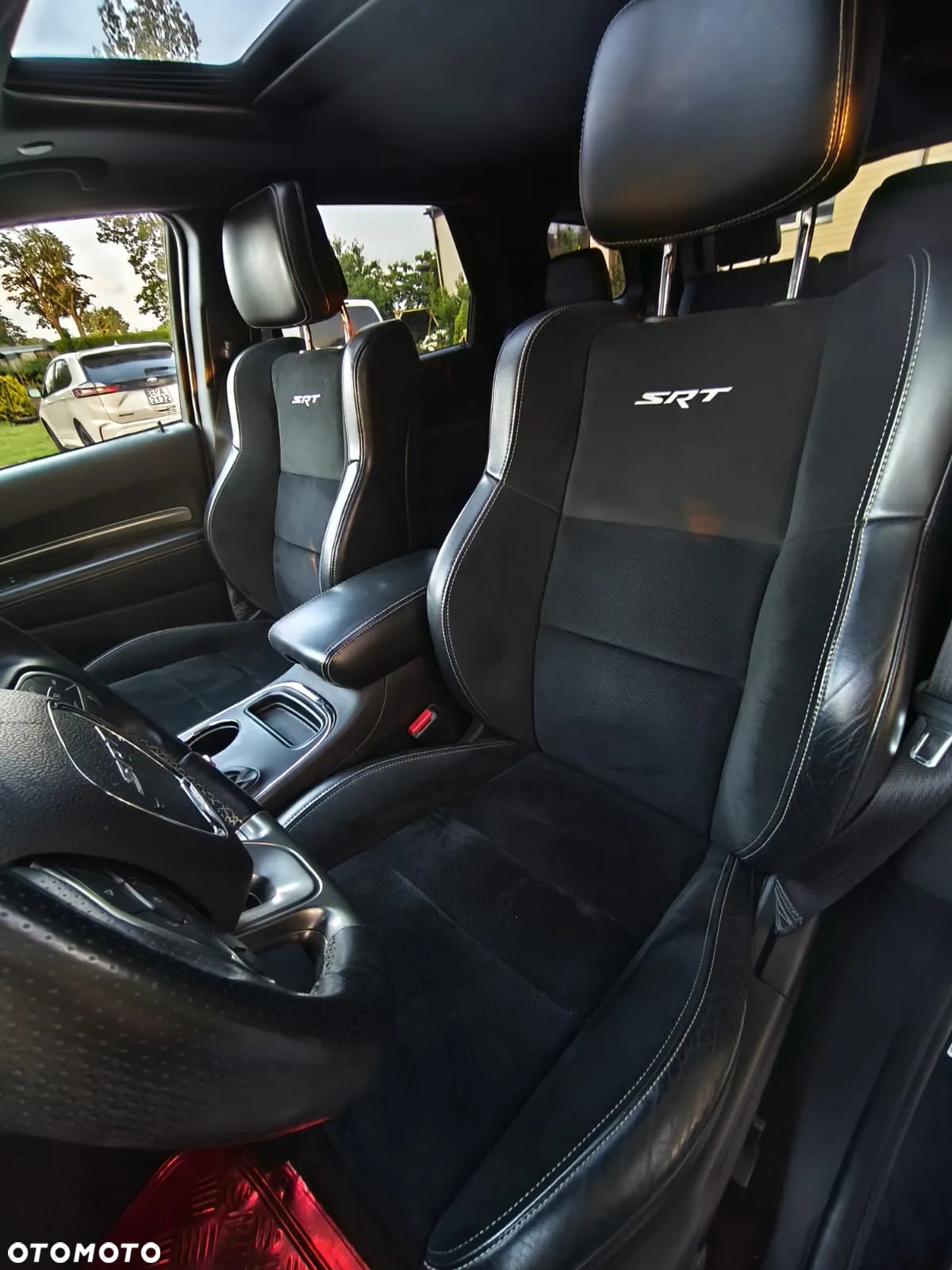 Dodge Durango 6.4 SRT - 12