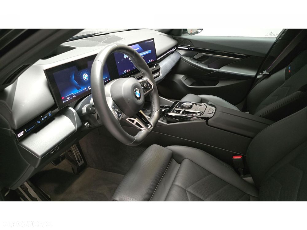 BMW Seria 5 - 16
