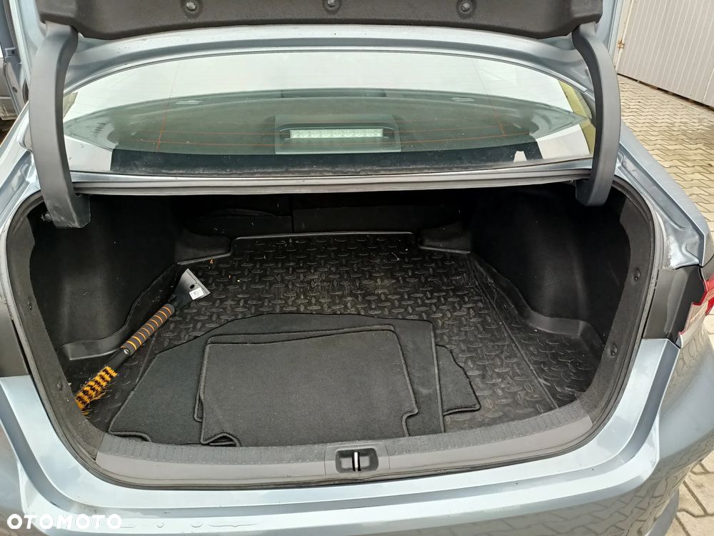 Toyota Corolla 1.6 Executive - 6