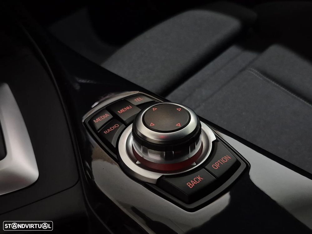 BMW 218 d Coupe Line Sport Auto - 23