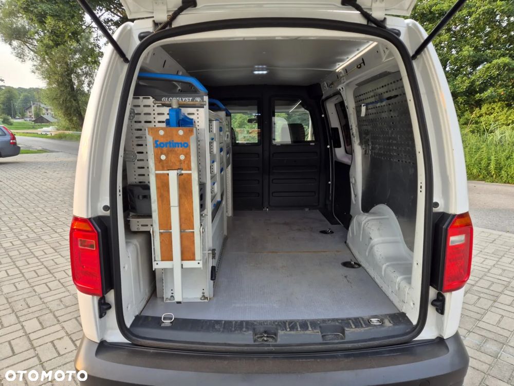 Volkswagen CADDY MAXI - 20