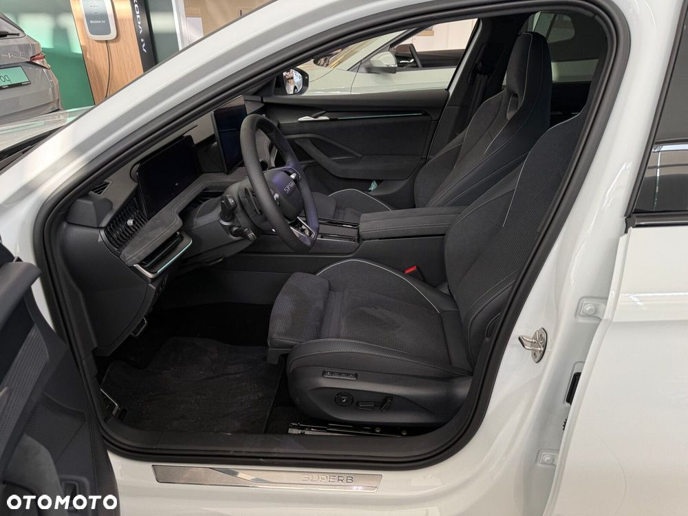 Skoda Superb 2.0 TSI Sportline DSG - 12